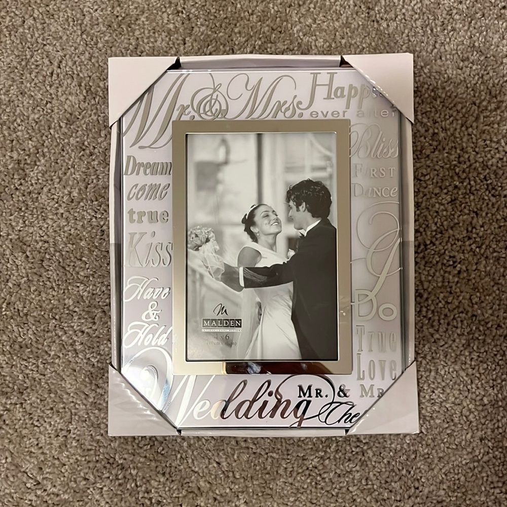 Wedding photo frame
